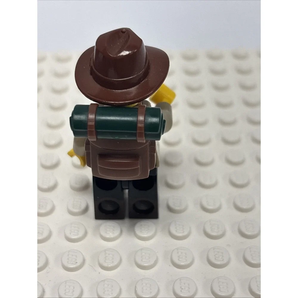 LEGO: Jungle Explorer (COL348) - From CMF Series 19 (2019)